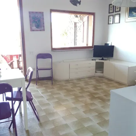 Sophia Apartment. 5 Beds بيت للعطل ستينتينو