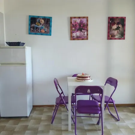 Sophia Apartment. 5 Beds *