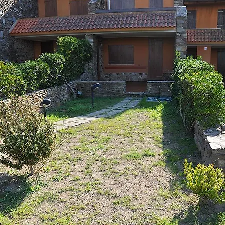 Sophia Apartment. 5 Beds * ستينتينو