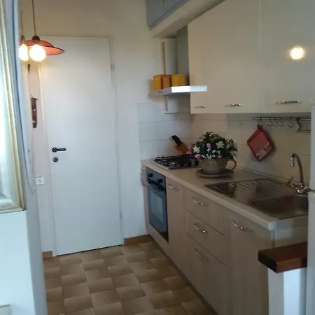 Sophia Apartment. 5 Beds بيت للعطل *